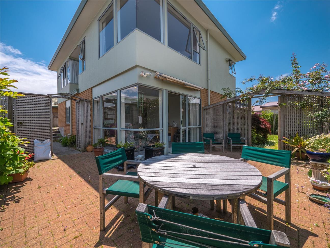 Auckland City AirBnb, Bed & Breakfast West Auckland